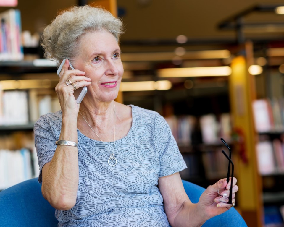 Woman talking on the phone